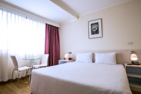 Гостиница Elizabeth Hotel  Бангкок